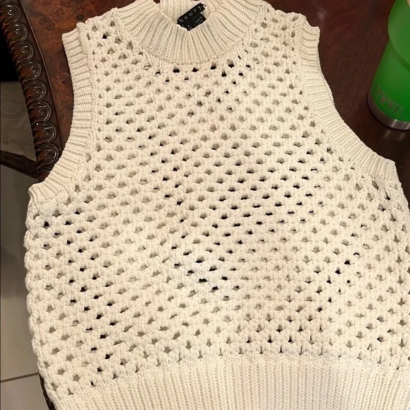 Theory Mayleen knit White Sleeveless Crochet Top vest small - Picture 4 of 6